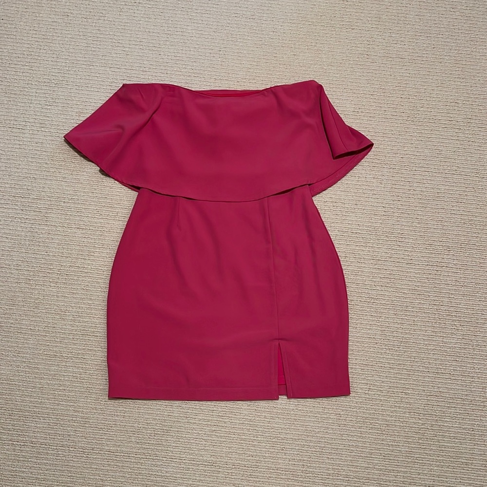 Pink off the shoulder mini dress with a small leg slit. Size XS. Spring Dance?